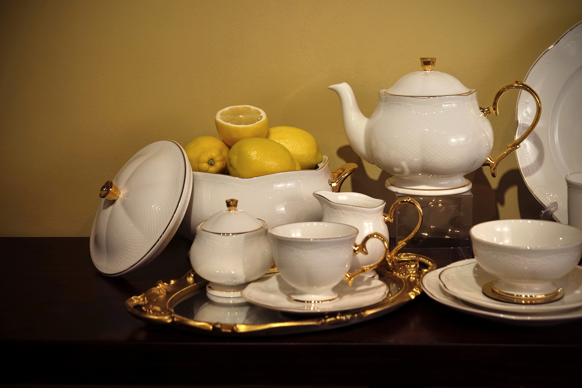 Noble Gold Creamer