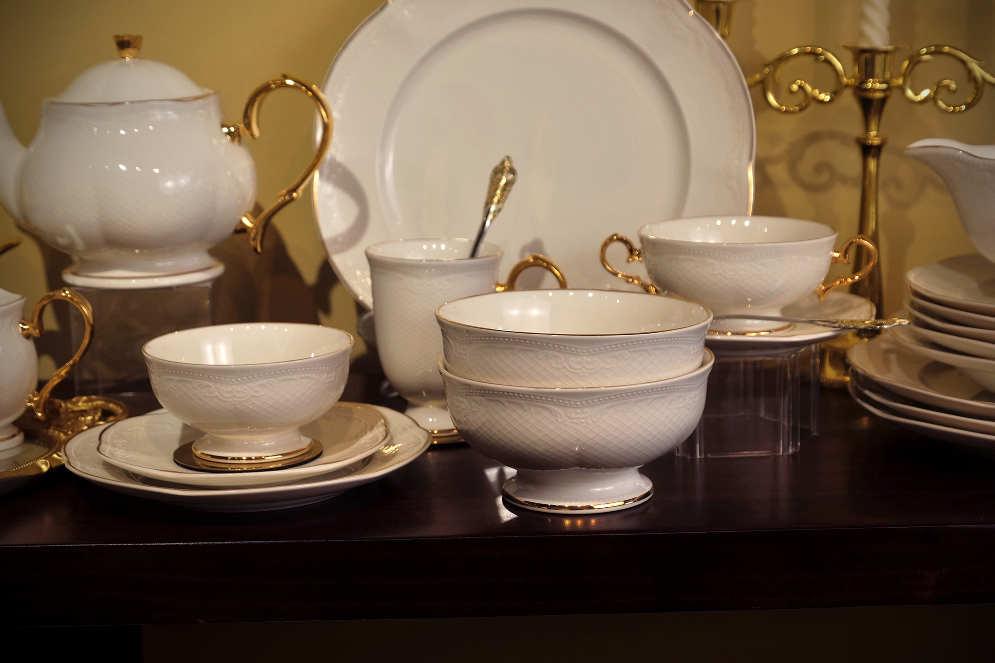 Noble Gold Cereal Bowl
