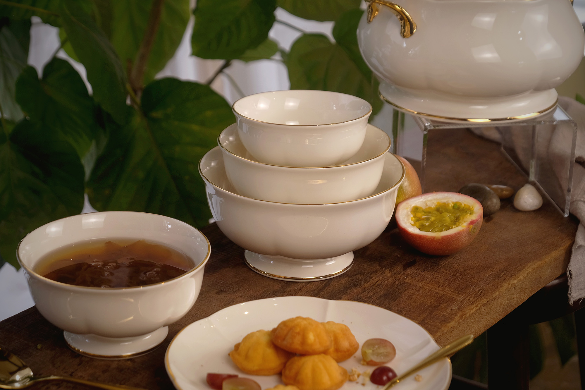 Bella Gold Compote Bowl