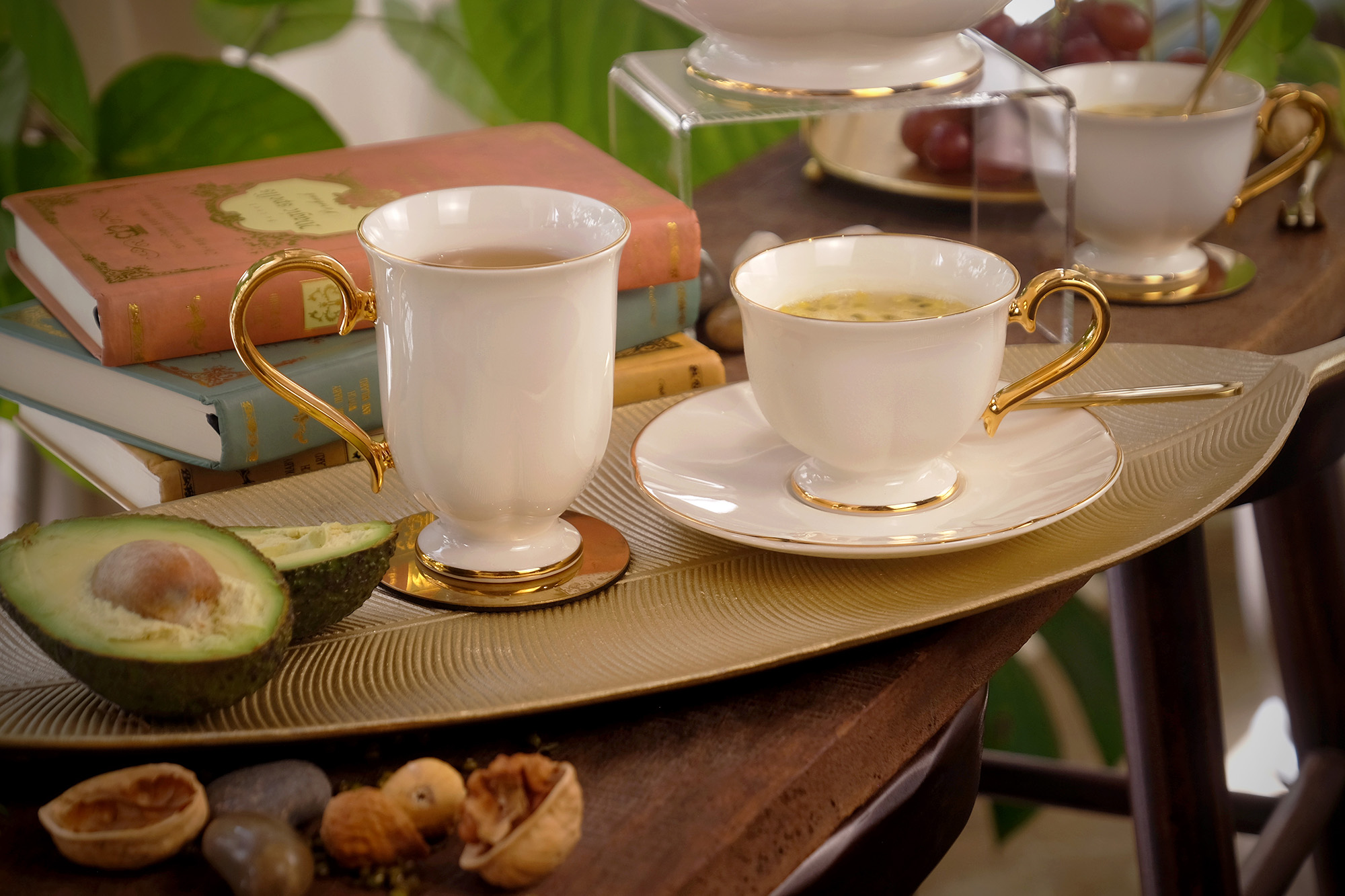 Bella Gold Mug