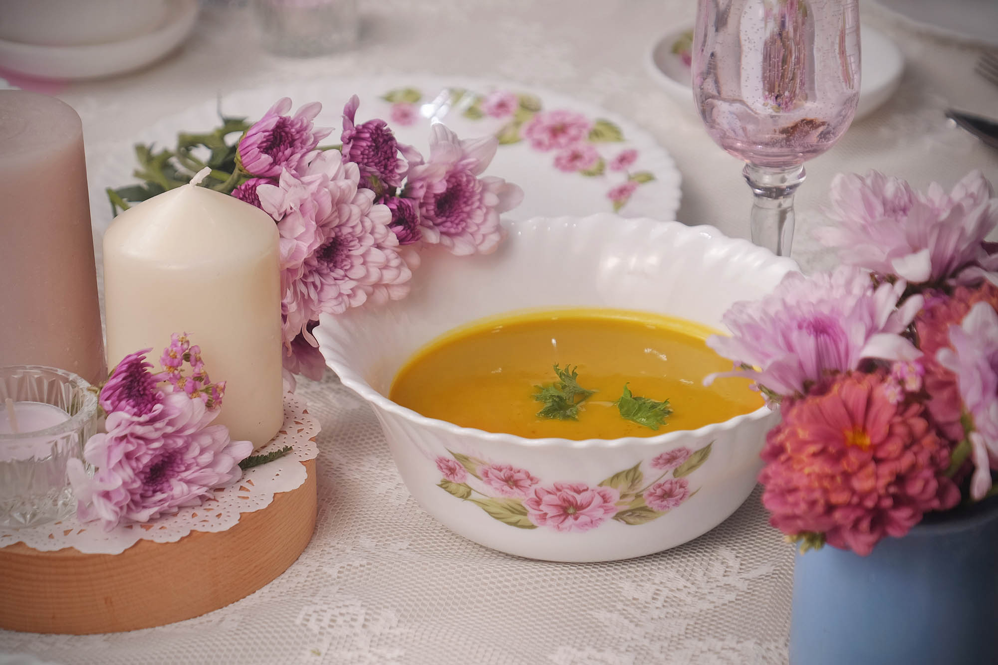 Dinexe Opal Glass Dinnerware Set 24pcs - Wavy Camellia Bloom