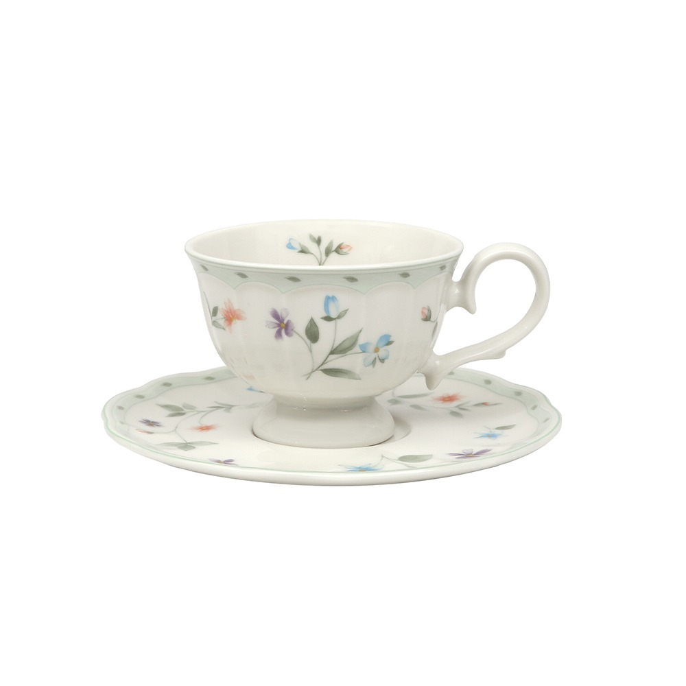 La Clarte Cup & Saucer